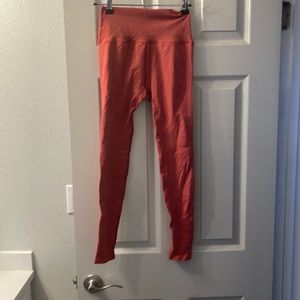 Alphalete Revival Leggings. Pink/ Salmon color